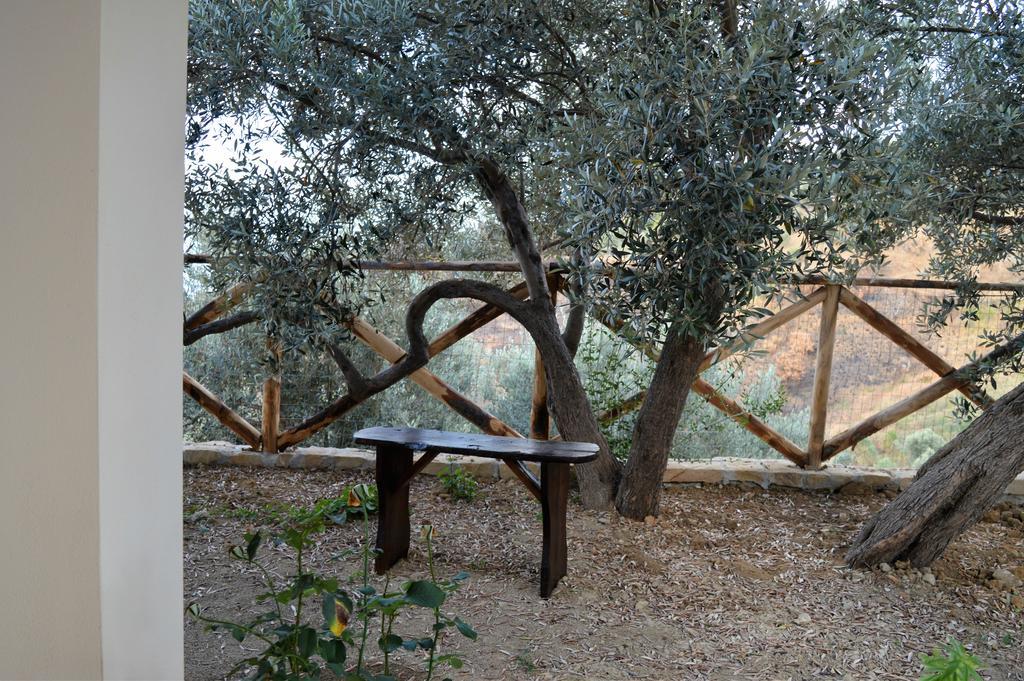 Agriturismo Pattina Villa Pettineo Екстериор снимка